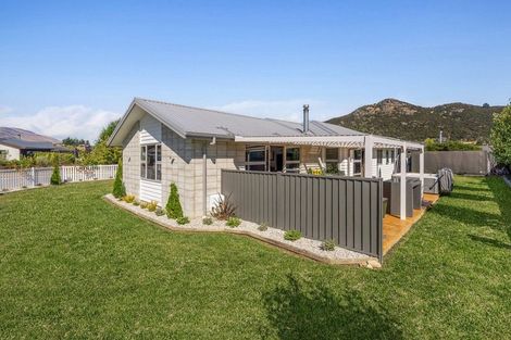 Photo of property in 18 Finch Street, Albert Town, Wanaka, 9305