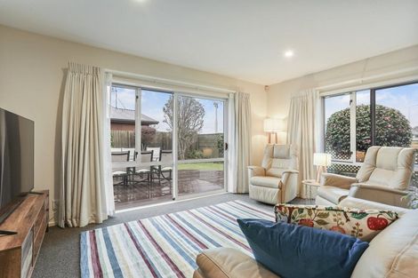 Photo of property in 25 Autumn Place, Mairehau, Christchurch, 8052