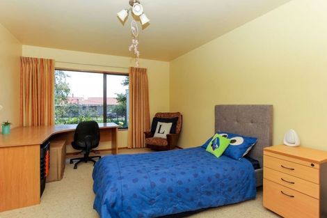 Photo of property in 7 Byron Place, Whalers Gate, New Plymouth, 4310