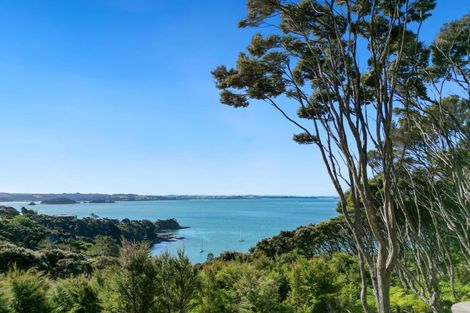 Photo of property in 178 Te Wahapu Road, Russell, 0272