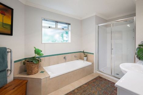 Photo of property in 2 Bransley Grove, Katikati, 3129