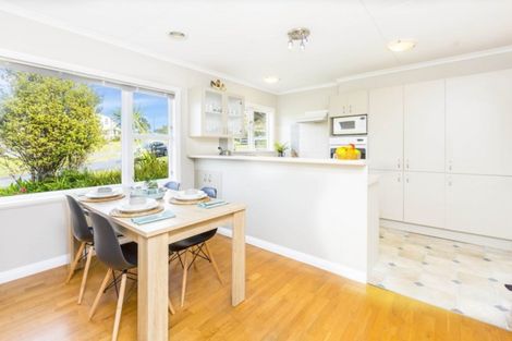 Photo of property in 68 Oakleigh Street, Maungaraki, Lower Hutt, 5010