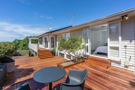 Photo of property in 11 Park Rise, Campbells Bay, Auckland, 0630