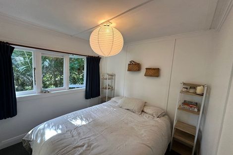 Photo of property in 12 Sylvan Glade, Piha, 0772