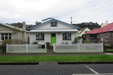 Photo of property in 104 Beach Road, Thames, 3500