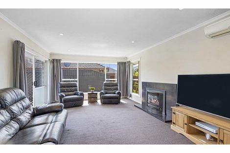 Photo of property in 17 Logie Place, Bromley, Christchurch, 8062