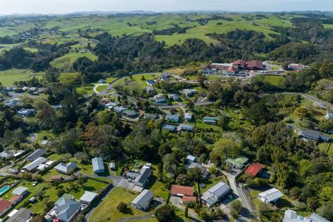 Photo of property in 23 Johnston Road, Kawakawa, 0210