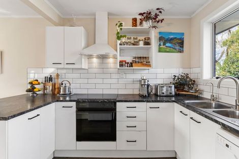 Photo of property in 1/53 Pakuranga Road, Pakuranga, Auckland, 2010