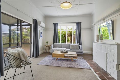 Photo of property in 20 Royal Crescent, Saint Kilda, Dunedin, 9012