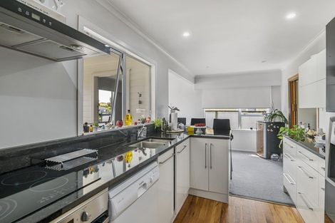 Photo of property in 13 Awatea Avenue, Paraparaumu, 5032