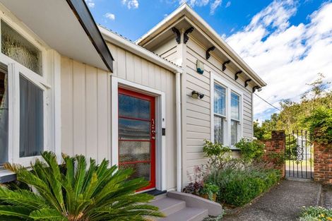 Photo of property in 12 Caius Avenue, Gonville, Whanganui, 4501