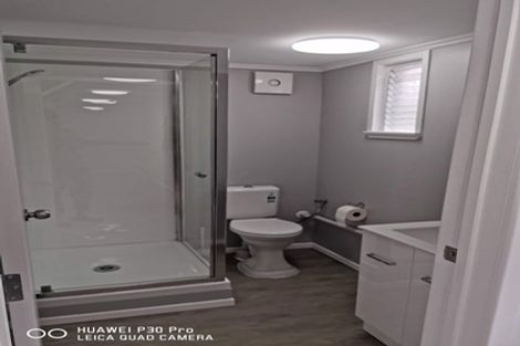 Photo of property in 28 Thackeray Street, Hamilton Lake, Hamilton, 3204