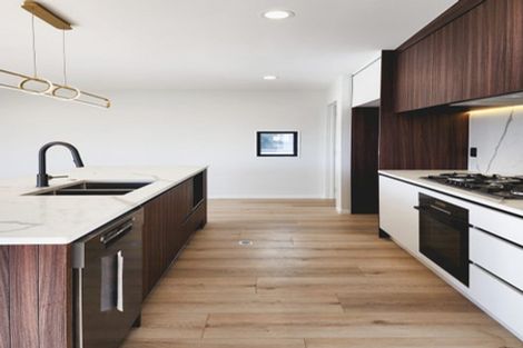 Photo of property in 2 Embling Place, Eastern Beach, Auckland, 2012