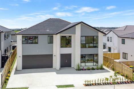 Photo of property in 96 Ksenia Drive, Flat Bush, Auckland, 2019