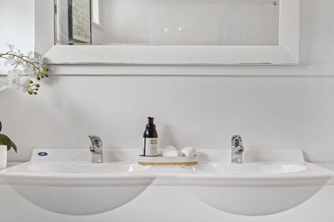 Photo of property in 1886 State Highway 1, Kaiwaka, 0573