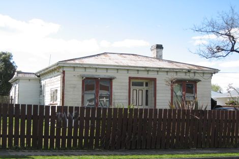 Photo of property in 10 Cuba Street, Marton, 4710