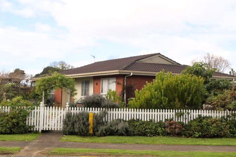 Photo of property in 12 Ashmore Place, Favona, Auckland, 2024