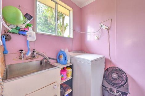 Photo of property in 54 Hunter Street, Edendale, 9825