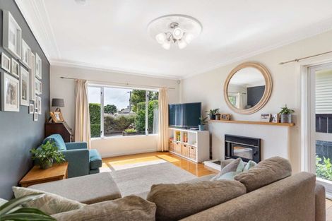 Photo of property in 1/18 Cliff Road, Papakura, 2110
