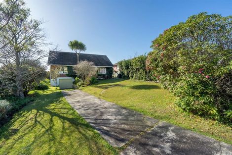Photo of property in 25 Beatrice Avenue, Hillcrest, Auckland, 0627