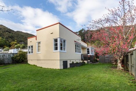 Photo of property in 14 Wyndrum Avenue, Waterloo, Lower Hutt, 5011