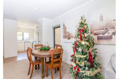 Photo of property in 410 Weymouth Road, Weymouth, Auckland, 2103