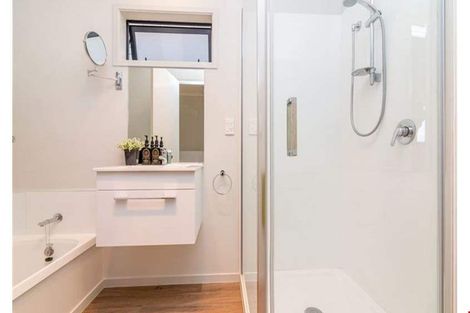 Photo of property in 410 Weymouth Road, Weymouth, Auckland, 2103