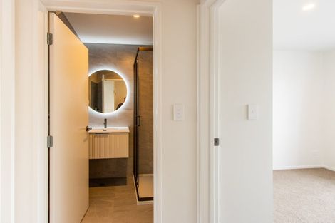 Photo of property in 7/4 Limestone Drive, Hobsonville, 0616