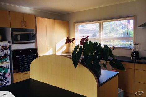 Photo of property in 2/18 Springcombe Road, Saint Heliers, Auckland, 1071