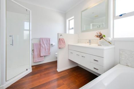 Photo of property in 315 Lumsden Road, Akina, Hastings, 4122