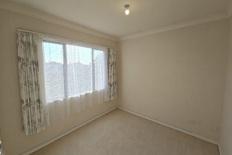 Photo of property in 8 Lissleton Drive, East Tamaki, Auckland, 2013