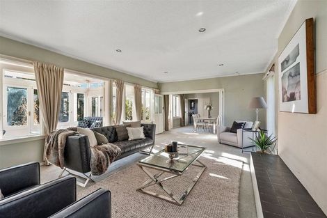 Photo of property in 147 Straven Road, Fendalton, Christchurch, 8014