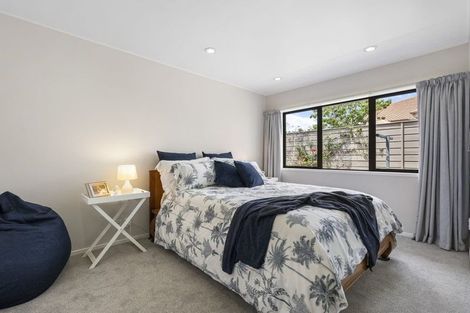 Photo of property in 2 Gillard Place, Eastern Beach, Auckland, 2012