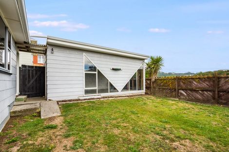 Photo of property in 21 Windley Street, Ranui, Porirua, 5024