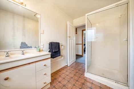 Photo of property in 17 Black Beech Street, Birchville, Upper Hutt, 5018