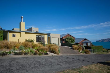 Photo of property in 33 Seaview Lane, Wainui, French Farm, 7582