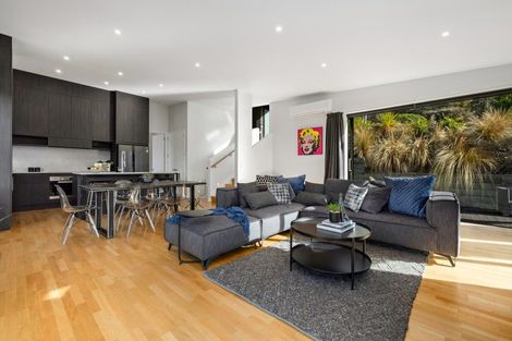 Photo of property in 5 Lancewood Lane, Queenstown, 9300