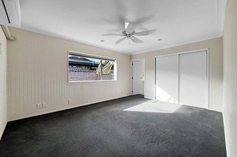 Photo of property in 12 Stewart Gibson Place, Manurewa, Auckland, 2105