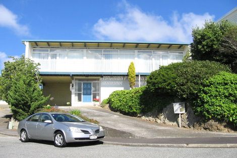 Photo of property in 34 Kingston Heights Road, Kingston, Wellington, 6021