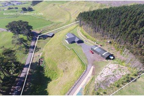 Photo of property in 63 Aldred Road, Karioitahi, Waiuku, 2683