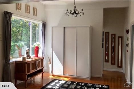 Photo of property in 1 Waiau Street, Torbay, Auckland, 0630