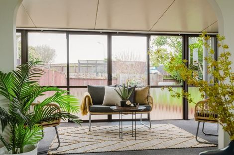 Photo of property in 35 Totara Road, Awapuni, Palmerston North, 4412