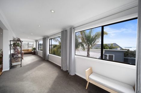 Photo of property in 15 Sea View Terrace, Cockle Bay, Auckland, 2014