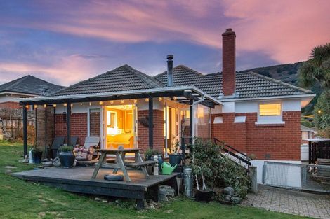 Photo of property in 132 Centennial Avenue, Helensburgh, Dunedin, 9010