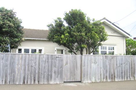 Photo of property in 14 Resolution Street, Lyall Bay, Wellington, 6022
