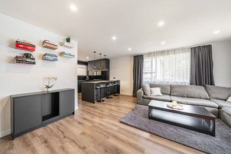 Photo of property in 69b Holland Street, Wainuiomata, Lower Hutt, 5014