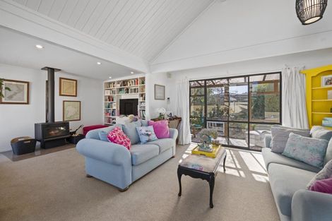 Photo of property in 3 Moana Place, Taradale, Napier, 4112