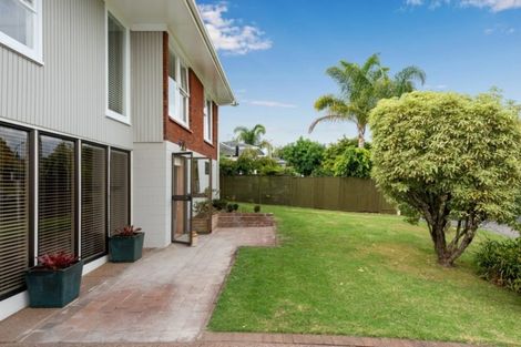 Photo of property in 13 Belmere Rise, Farm Cove, Auckland, 2012