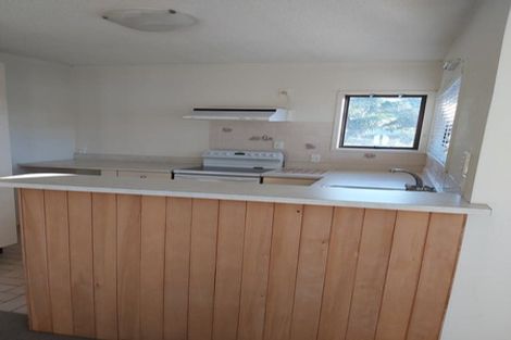 Photo of property in 2/708 Beach Road, Browns Bay, Auckland, 0630