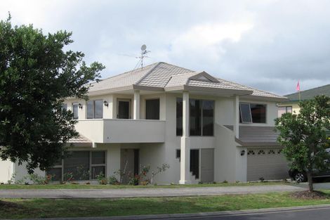 Photo of property in 19 Basra Drive, Henderson, Auckland, 0612